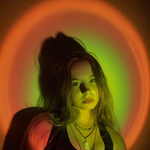 Lámpara Sunset RGB 16 Colores — Convierte Tu Habitación en un Espacio de Fotos Perfecto